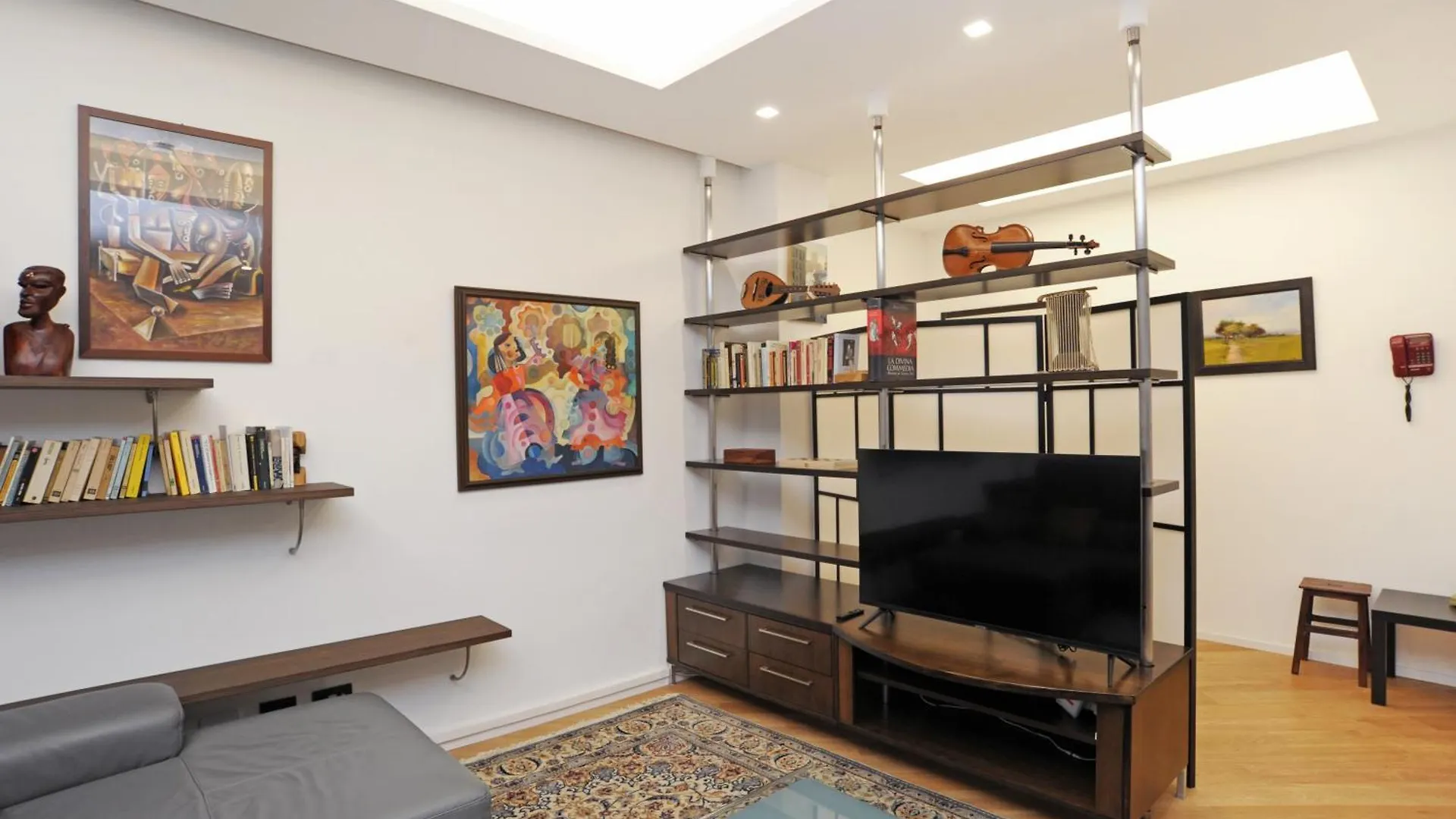 Art Lover Apartment Milan Italy