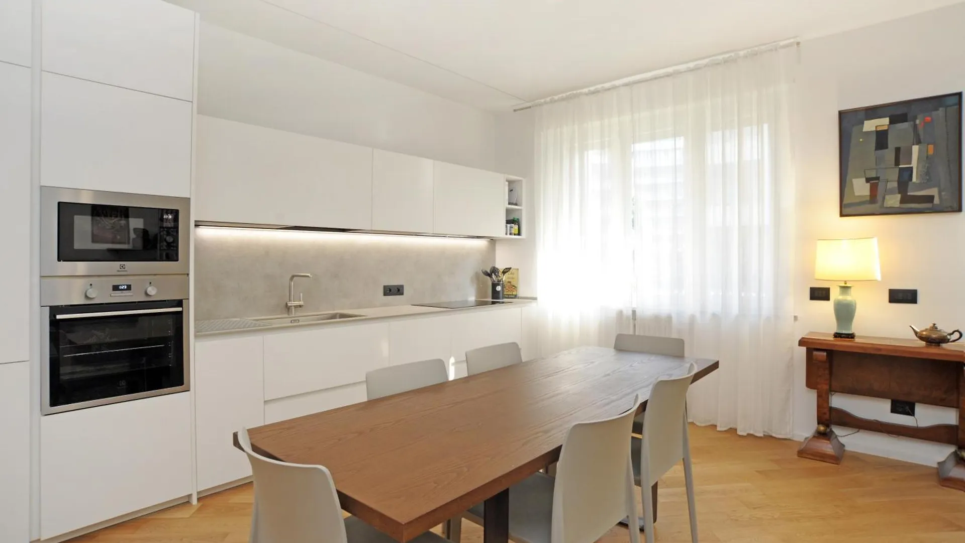 Art Lover Apartment Milan